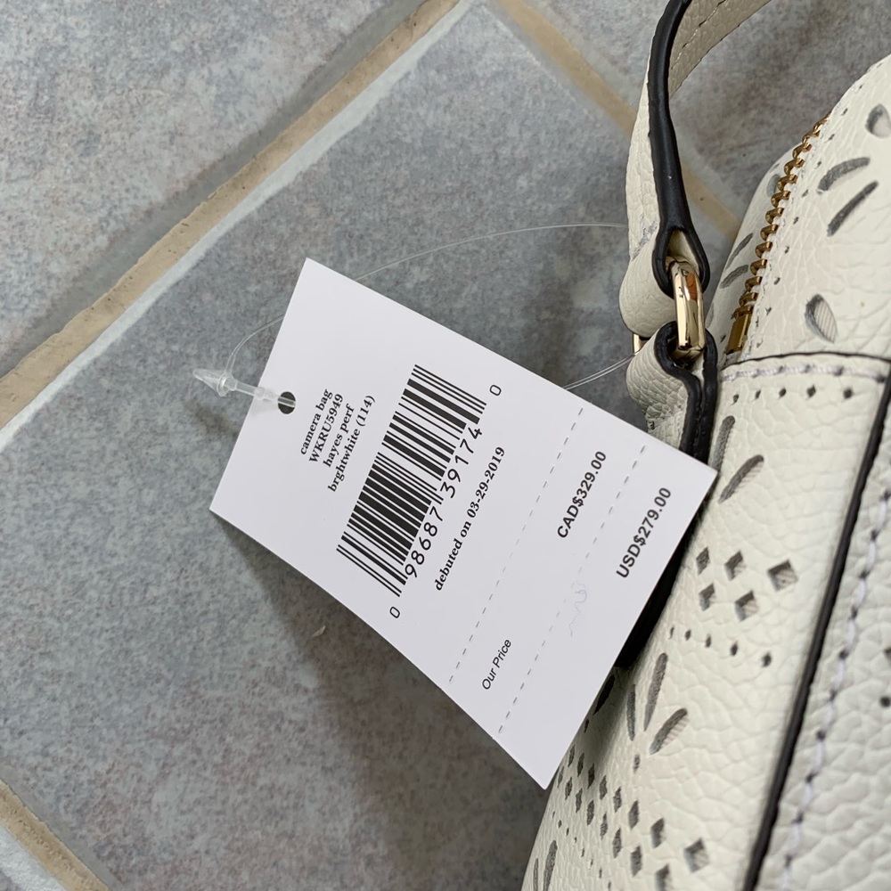 KATE SPADE NEW YORK HAYES CAMERA WHITE CROSSBODY - Picture 7 of 8